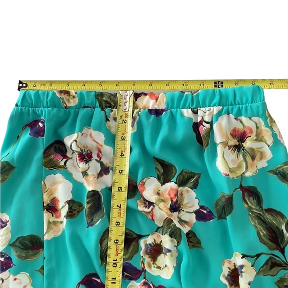 PEACH LOVE 2PC top and skirt in size medium, EUC - Picture 6 of 10